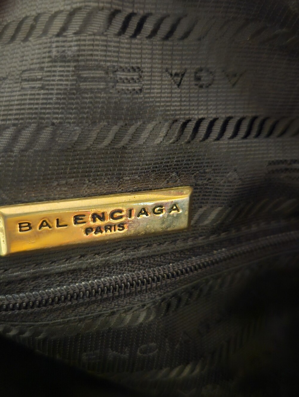 BALENCIAGA RED HANDBAG, BALENCIAGA BB Kumkang Leather Bag - Picture 8 of 12